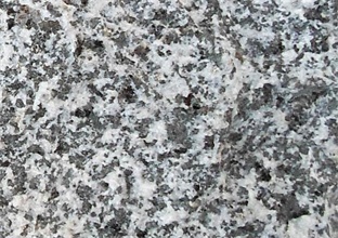 芝麻灰路沿石加工質(zhì)量要求(圖1)
